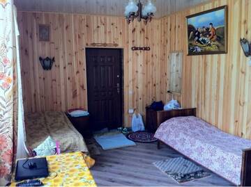 Фото номера Трехместный номер с собственной ванной комнатой Гостевой дом Tsarikova House г. Loyew 10