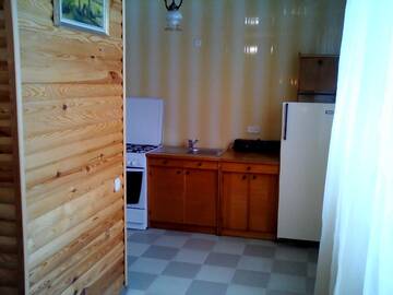 Фото номера Трехместный номер с собственной ванной комнатой Гостевой дом Tsarikova House г. Loyew 8